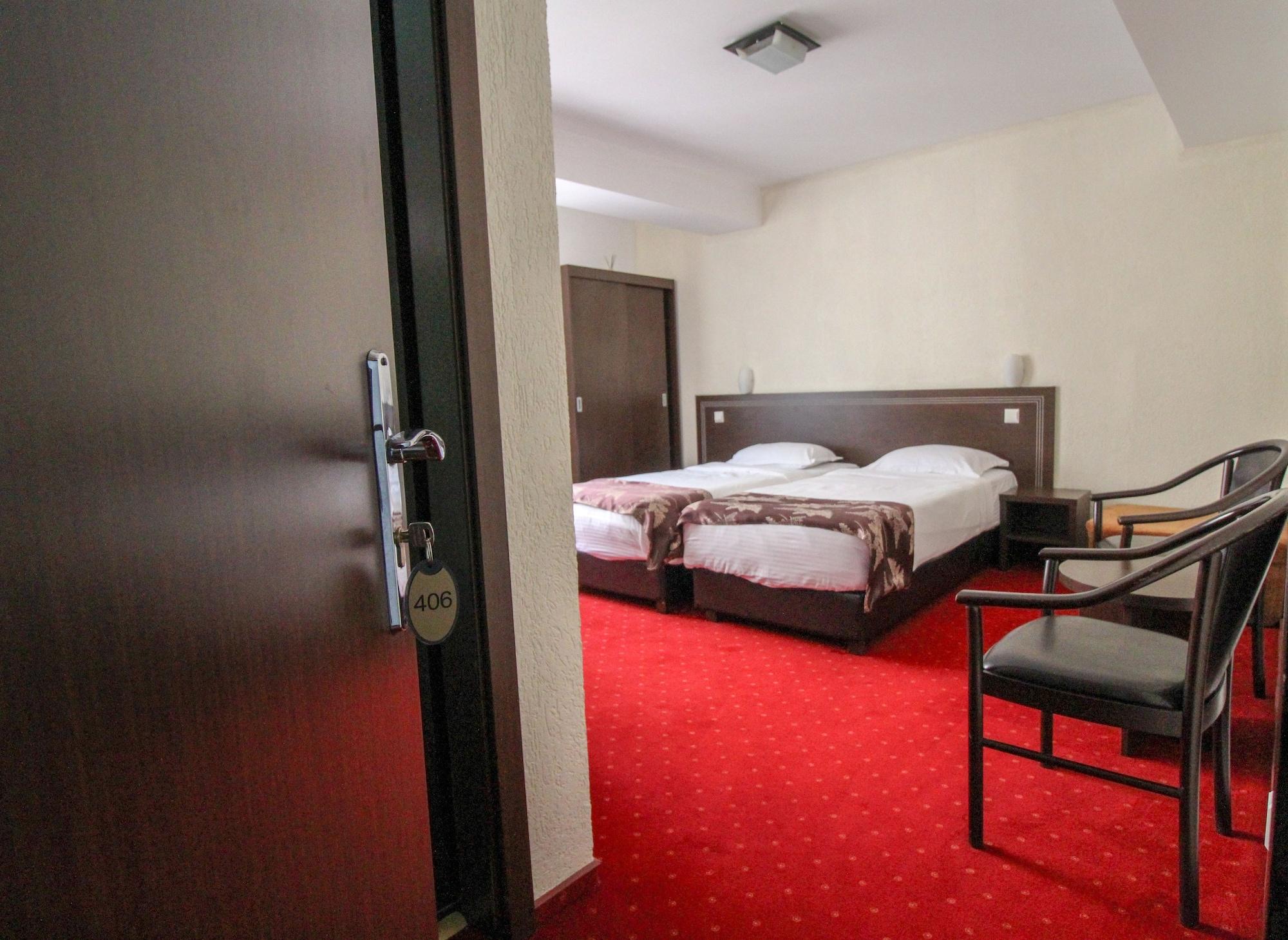 Hotel Razvan Bukurešť Exteriér fotografie